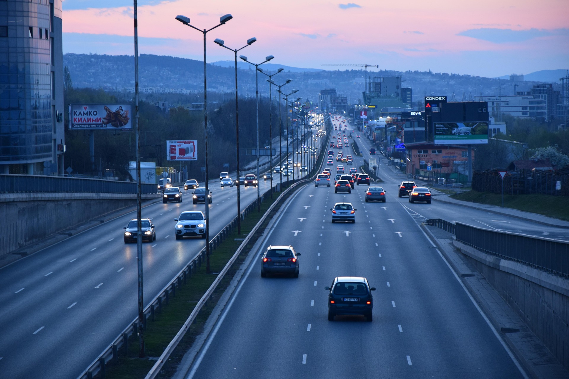 Türkiye’de Trafik Güvenliği İçin Yeni Önlemler: Akıllı Trafik Sistemleri Yaygınlaşıyor