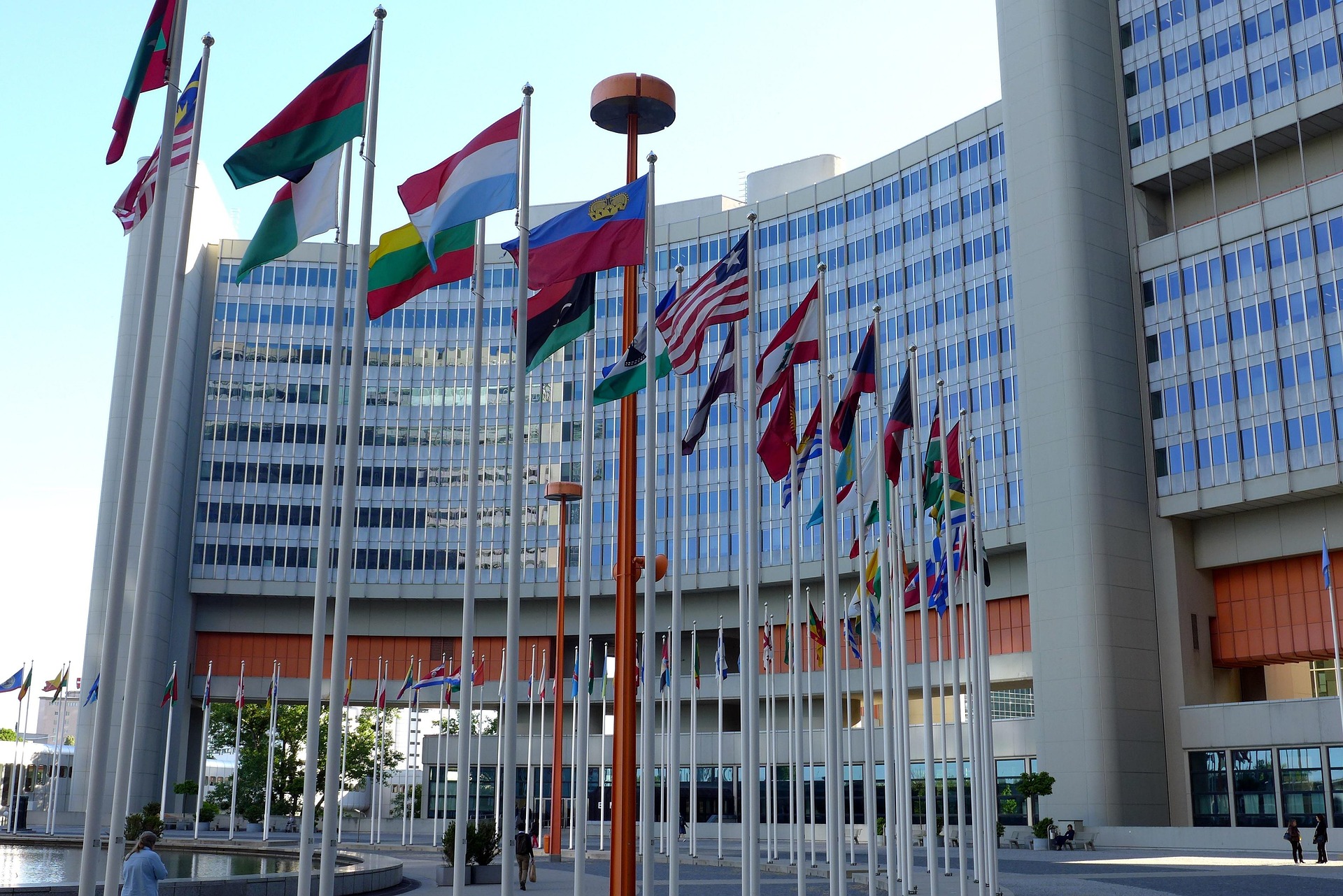 Diplomasi Hamlesi Krizleri Aşıyor